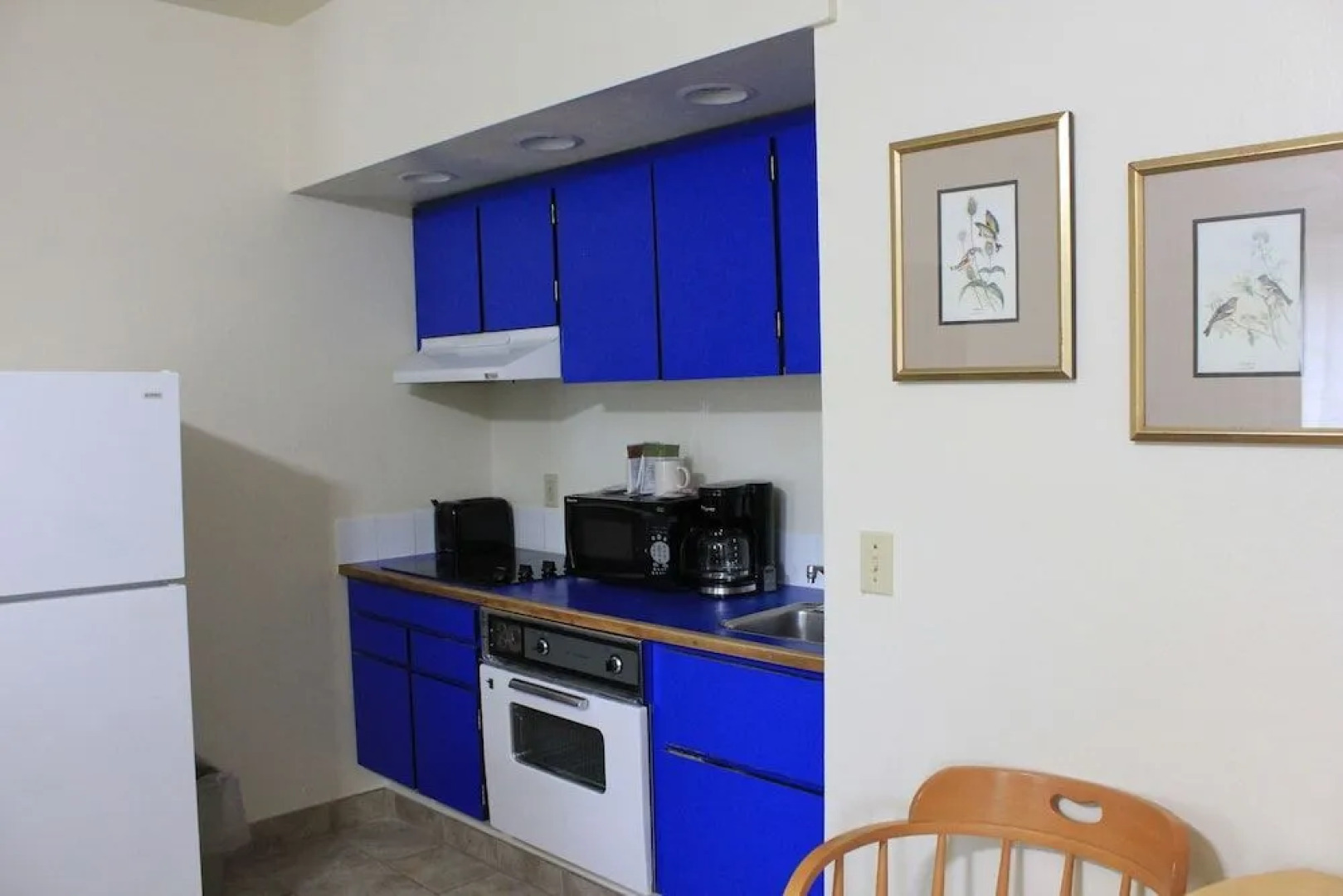 Helgeson Place Hotel & Suites