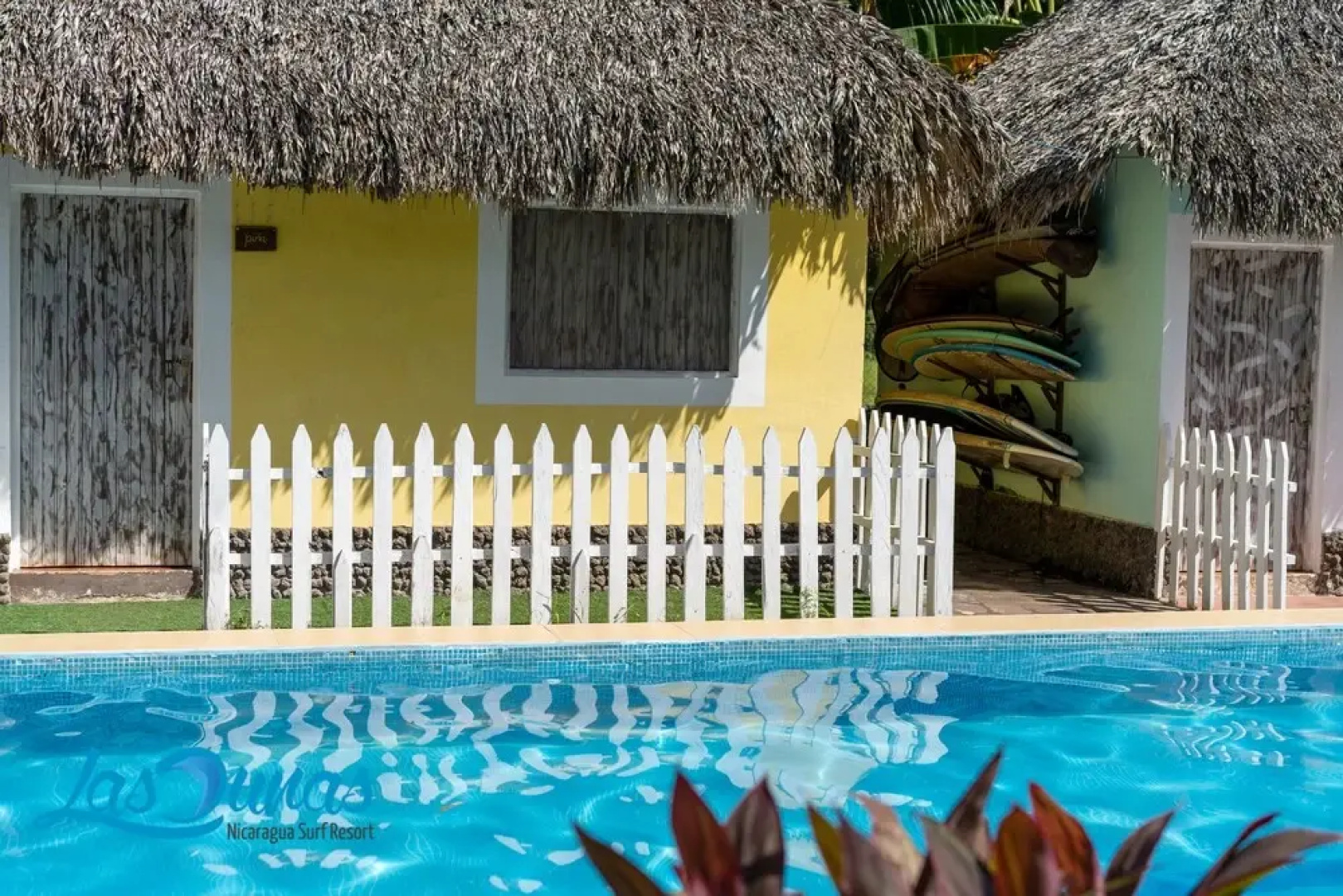 Las Dunas Surf Resort - Hostel