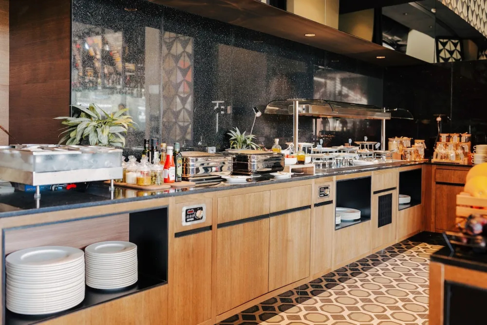 Отель «Кортьярд Марриотт» Кишинев