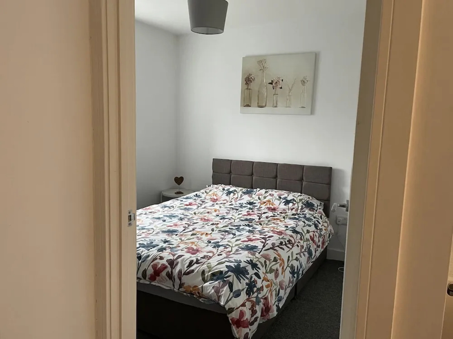 Impeccable 1-bed Apartment in Chesterfield