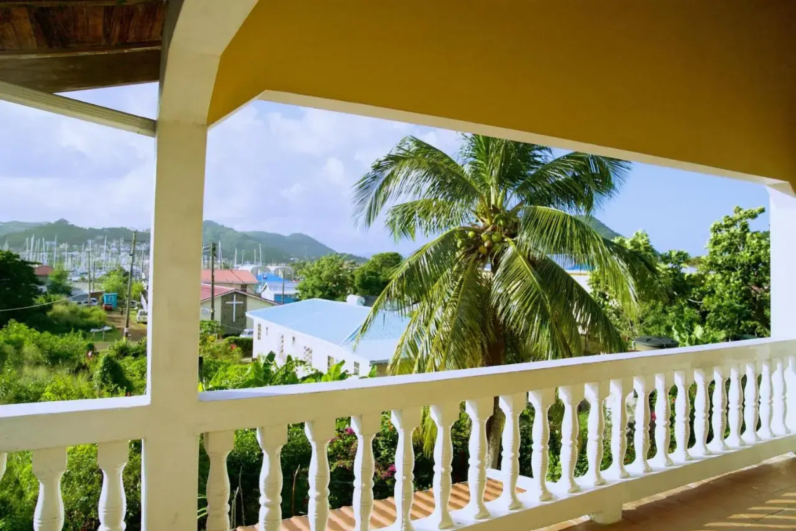 Tropical Breeze Guest House