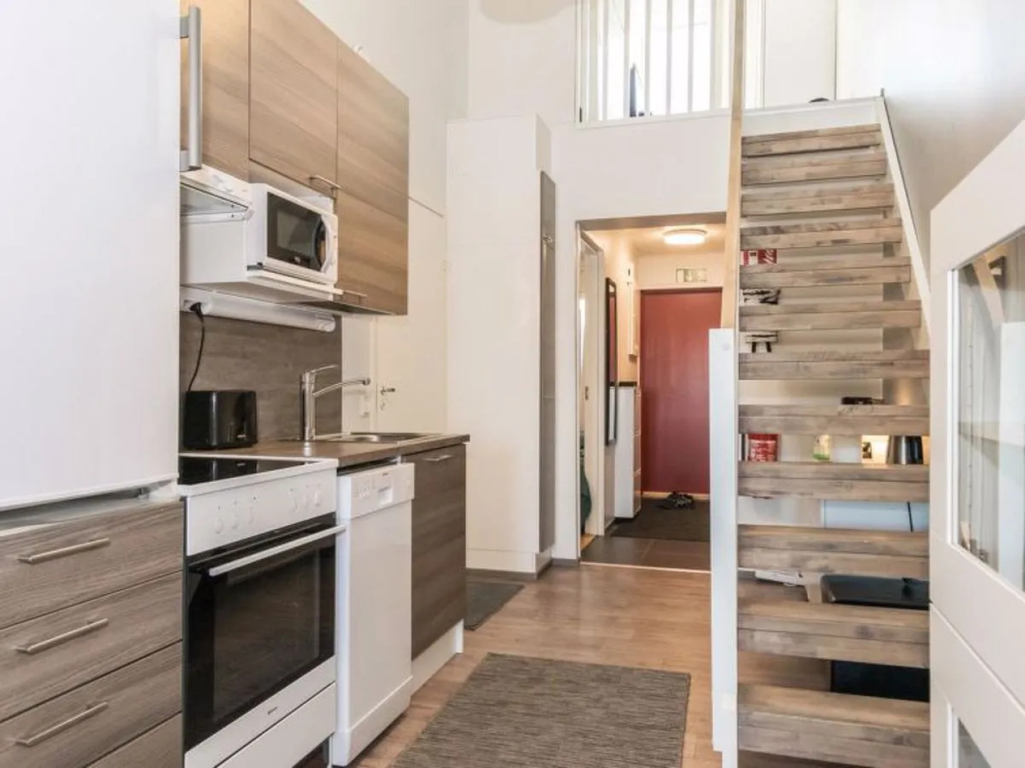 Skivillas 61 ukkohalla (b8)