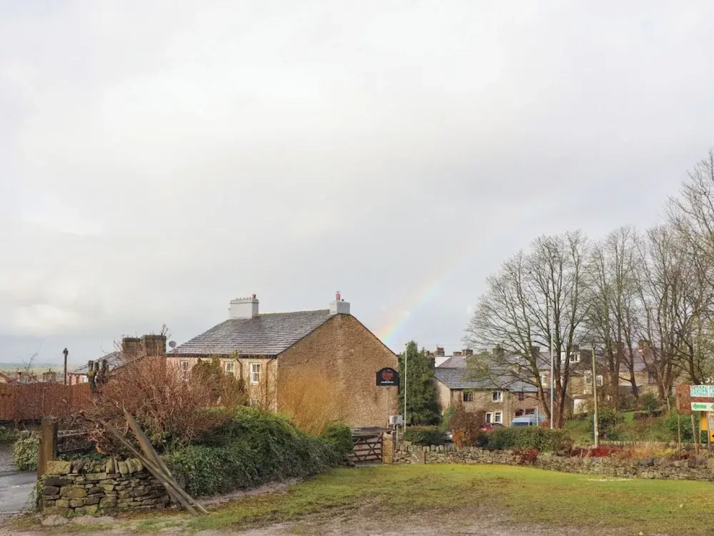 Pear Tree Cottage at Hey Farm