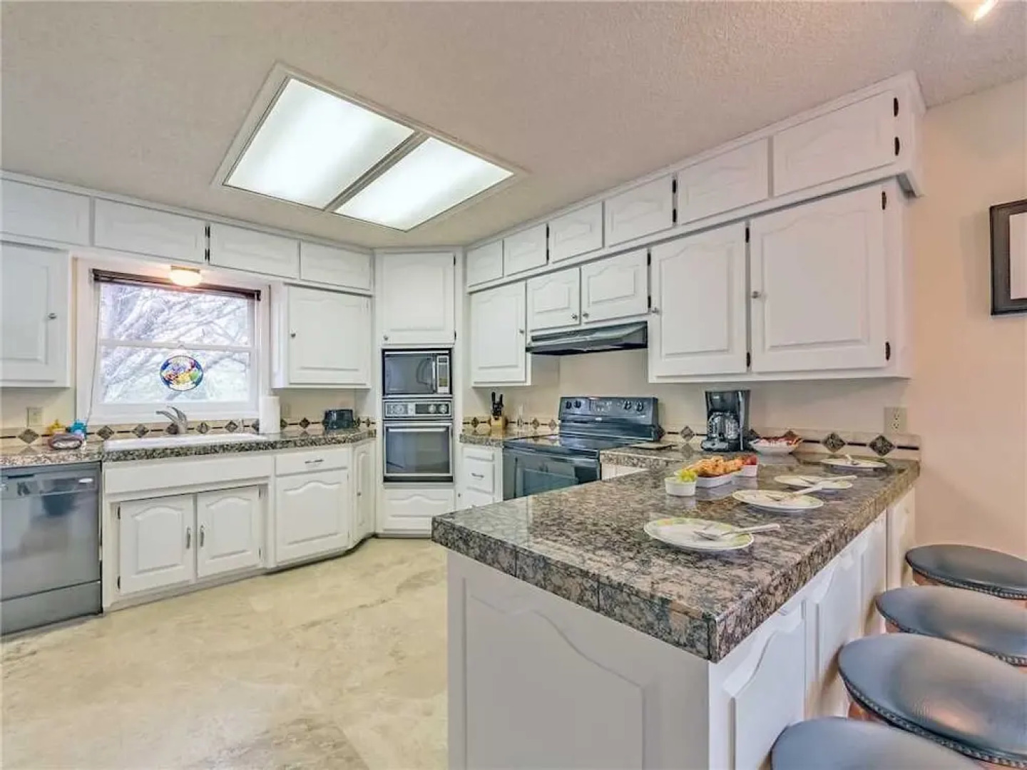 High Mesa Escape - Three Bedroom Cabin