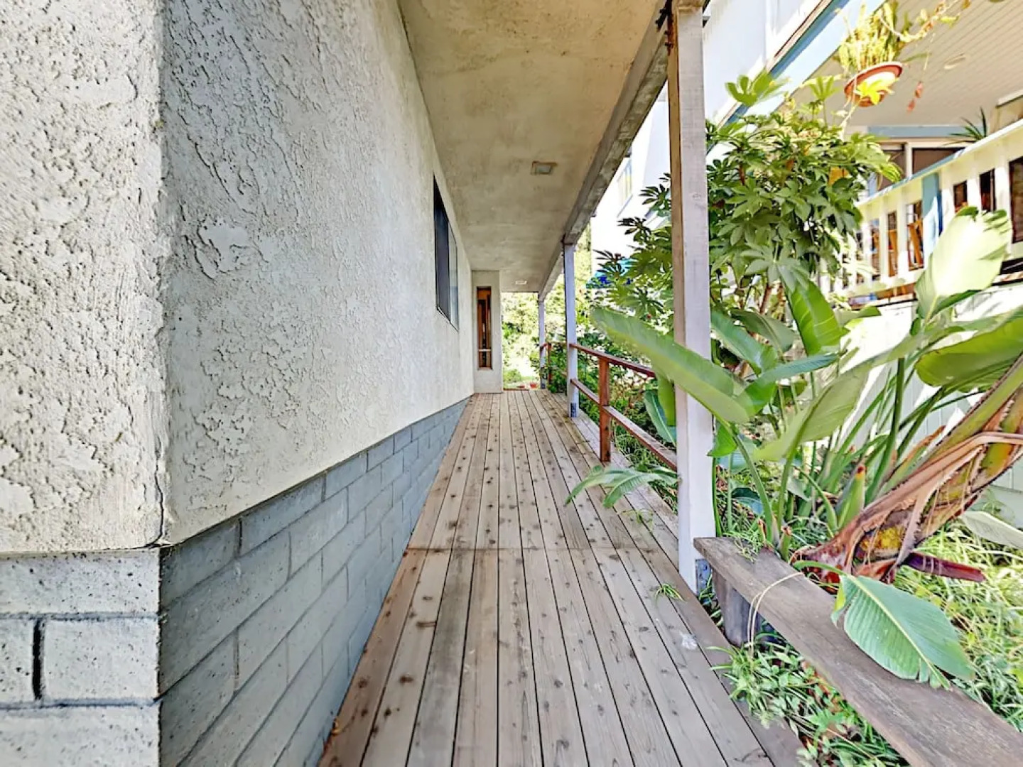 La Conchita Beach 3 Bedrooms 2 Bathrooms Home