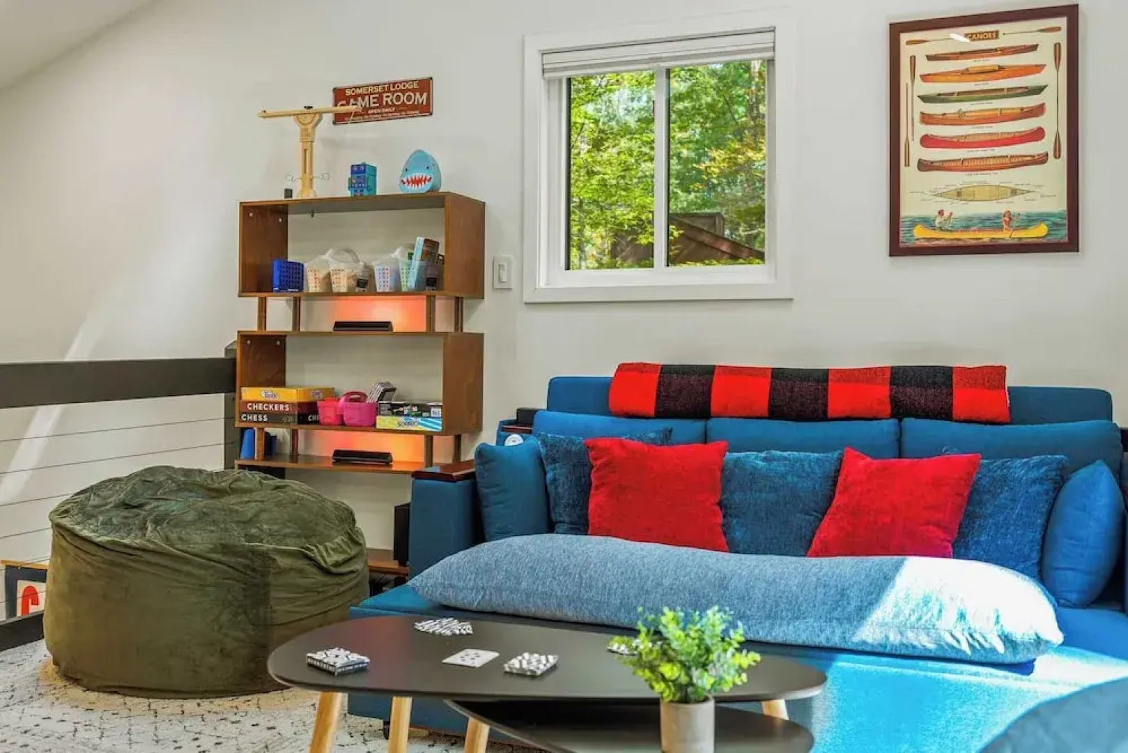 Hot Tub, Lake Access + Community Amenities Somerset Lodge by Avantstay