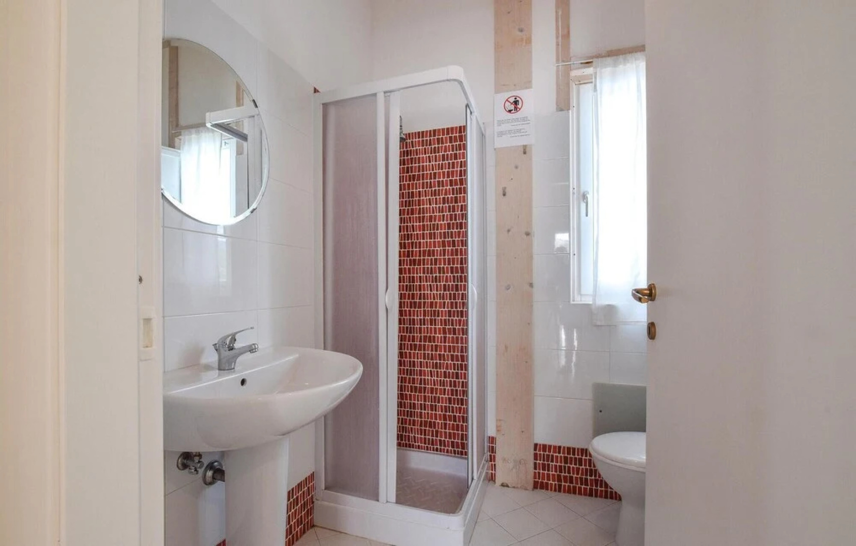 Awesome Home in Torrenova With 2 Bedrooms and Wifi