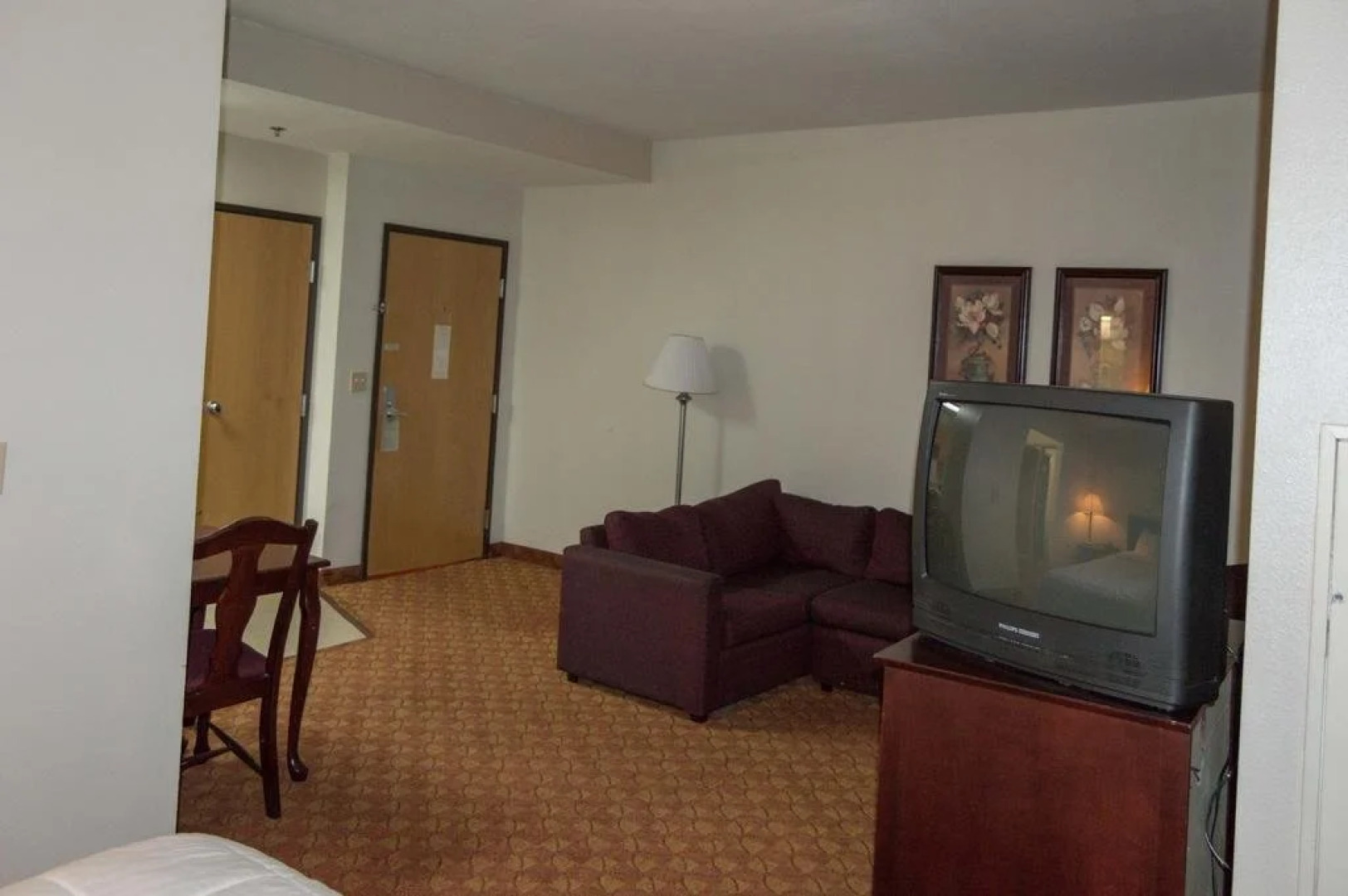 Chisholm Suite Hotel