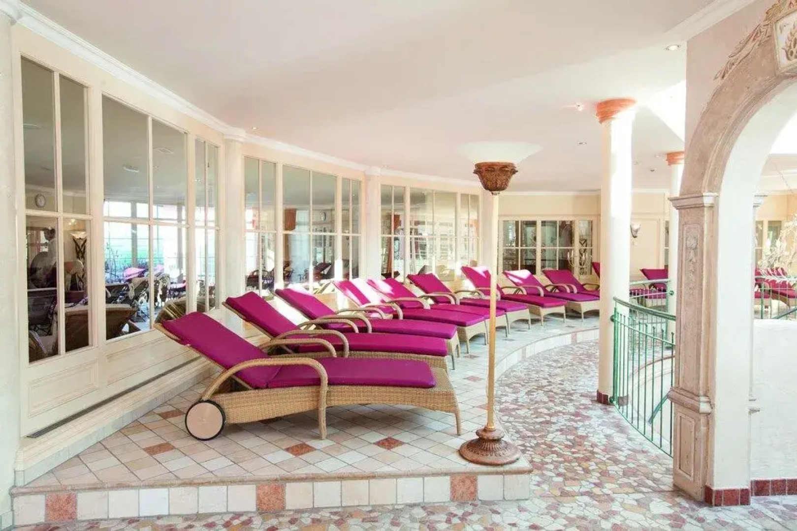 Wellnesshotel ...liebes Rot-Flüh