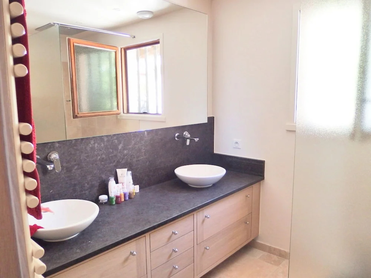 Modern Villa With Heated, Private Swimming Pool Near Mont Ventoux