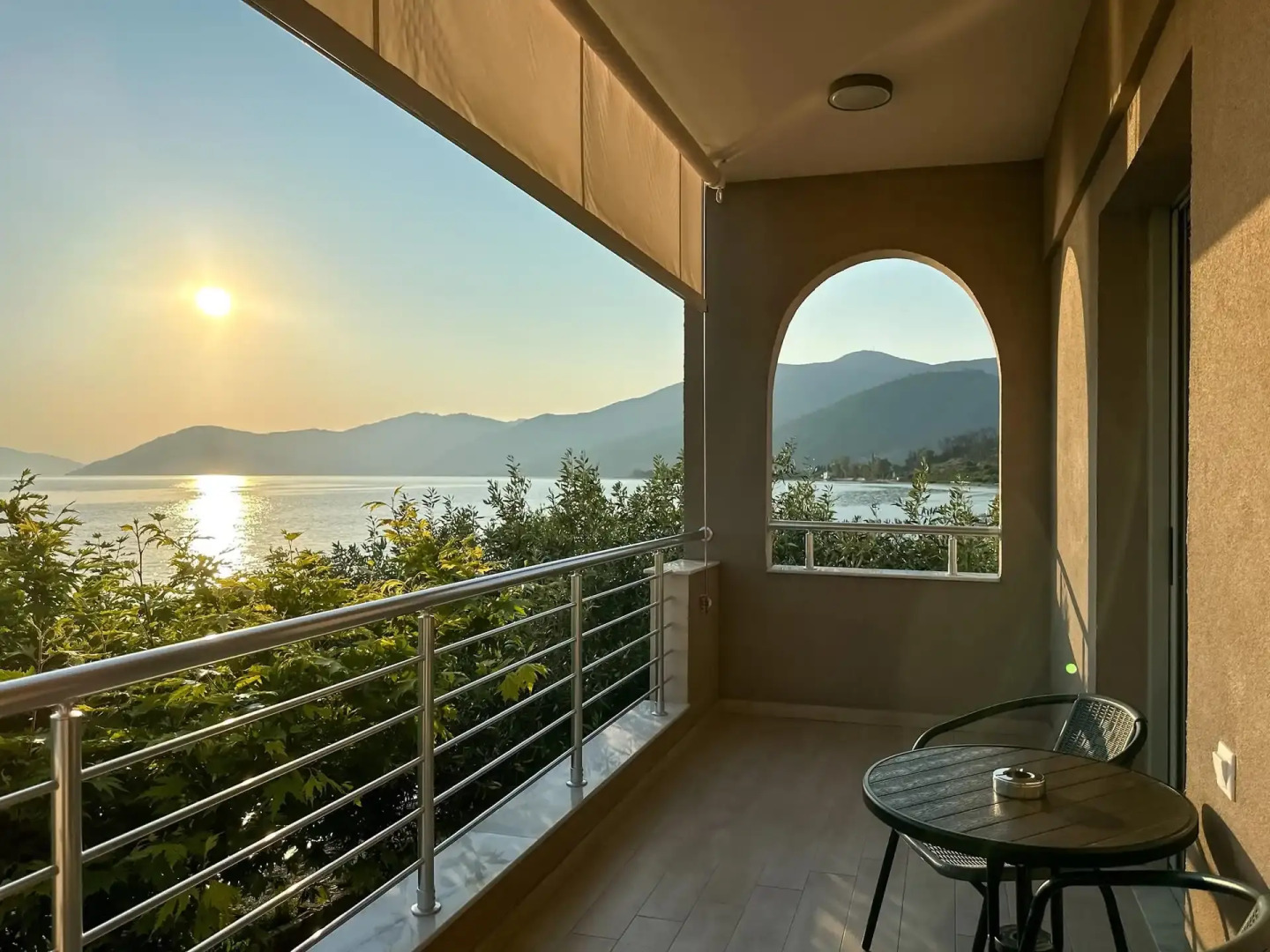 Mangata Seaside Hotel