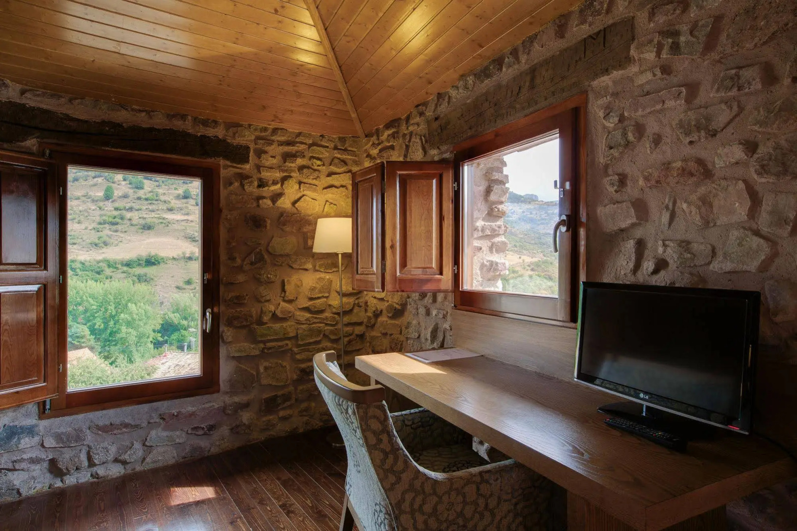 Posada Real LA ALMAZUELA