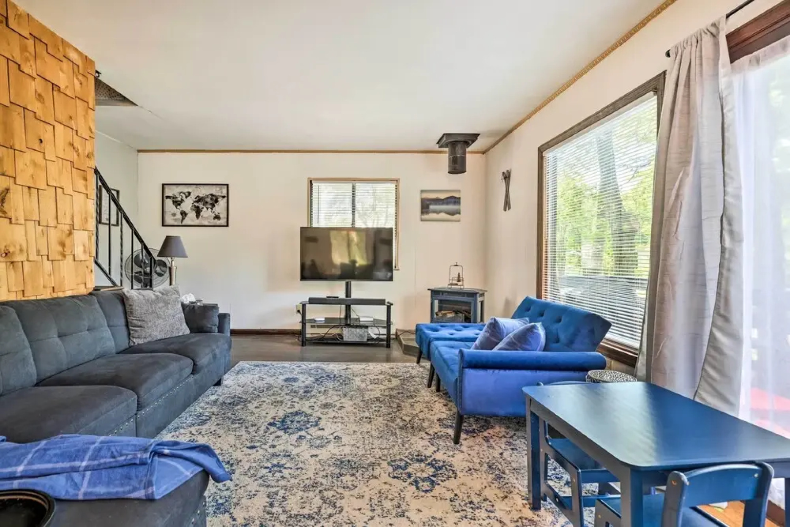 Walk to Lake: Game Room Getaway in Pocono Summit!