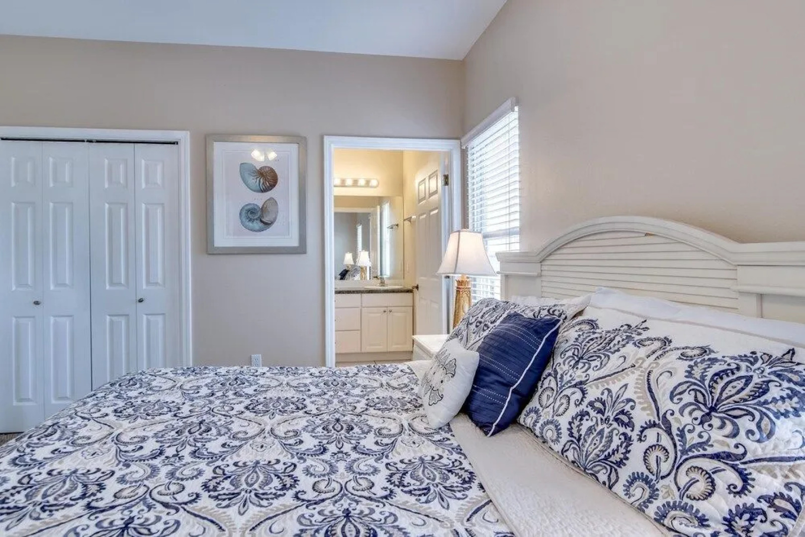 Sandy Toes 4 Bedroom Home by RedAwning