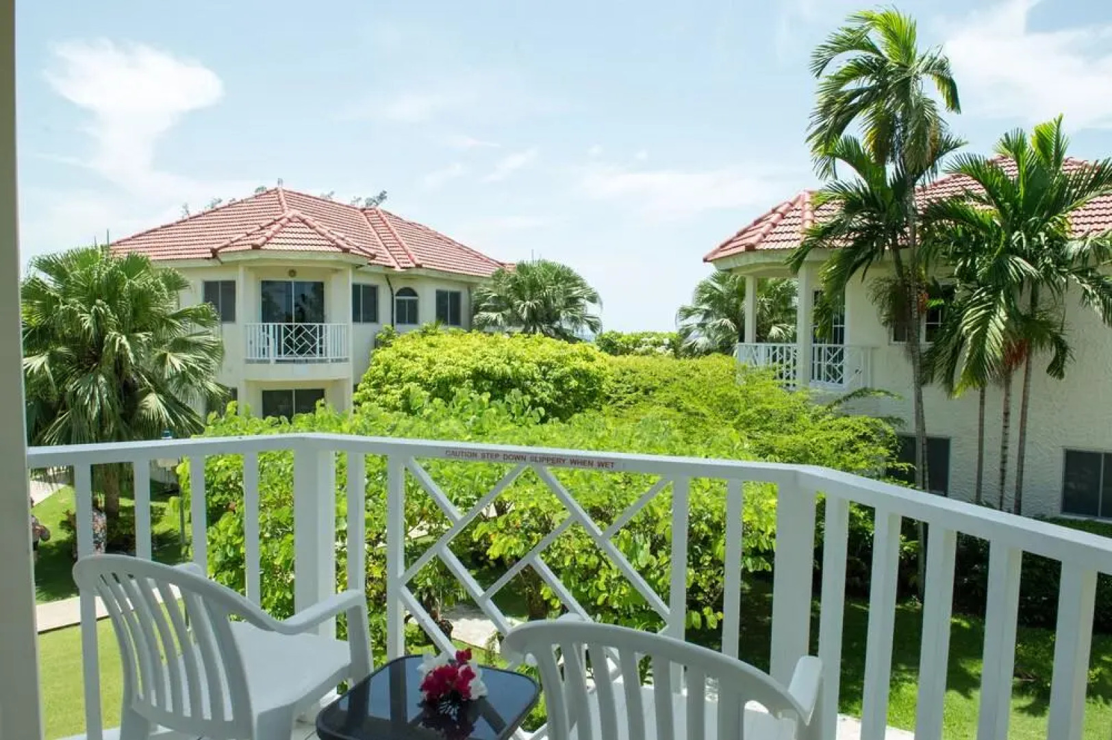 Pipers Cove - Runaway Bay