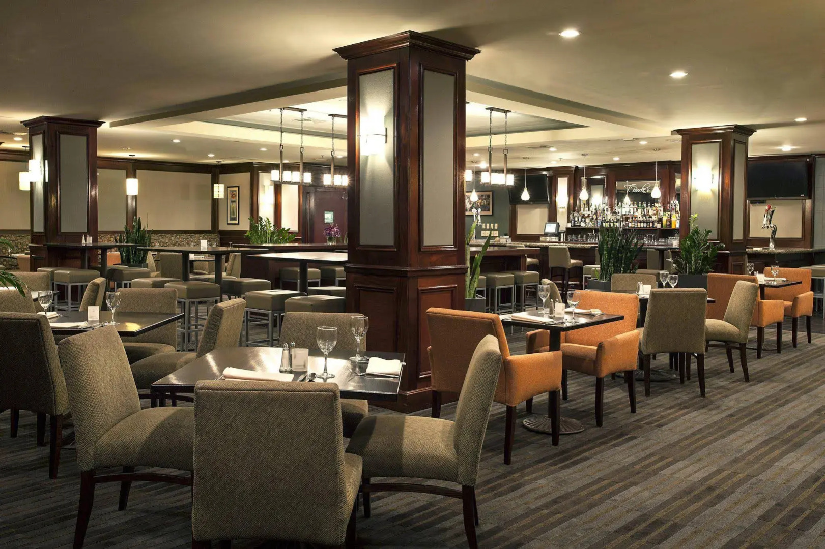 The Alloy King of Prussia - a DoubleTree by Hilton