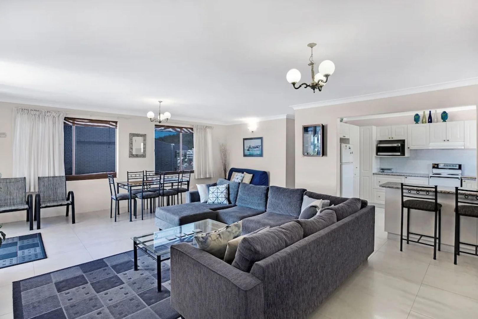 Laman Lodge, Unit 6, 15 Laman Street,