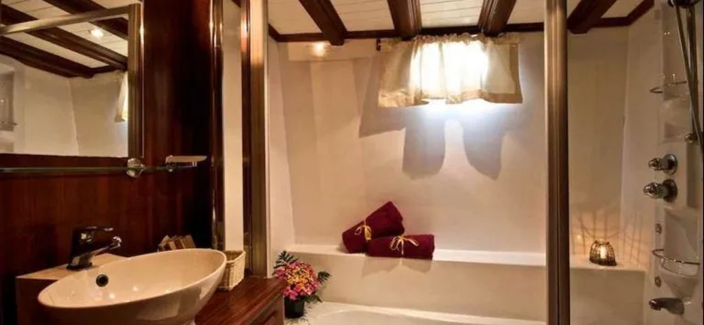 Plaghia Charter Boat&Breakfast