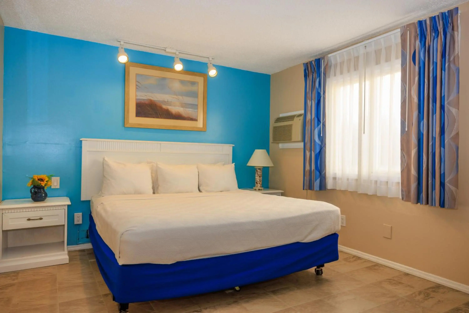 The White Sands Oceanfront Resort & Spa