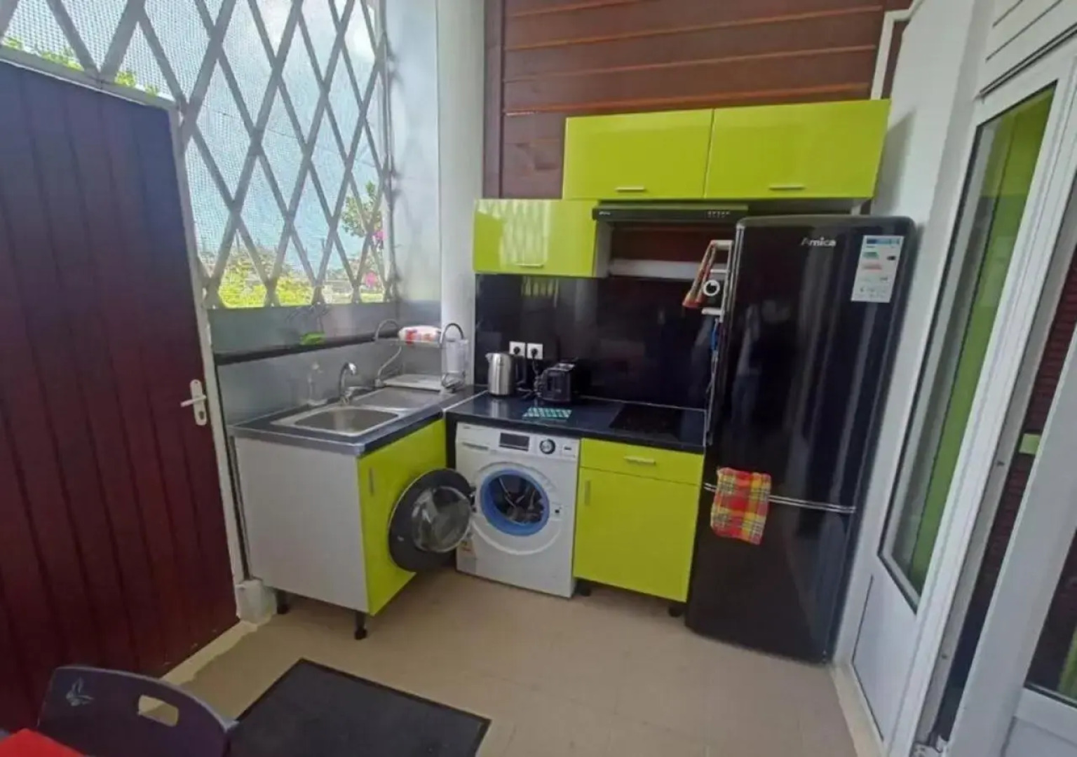 Super Studio en résidence face à la plage