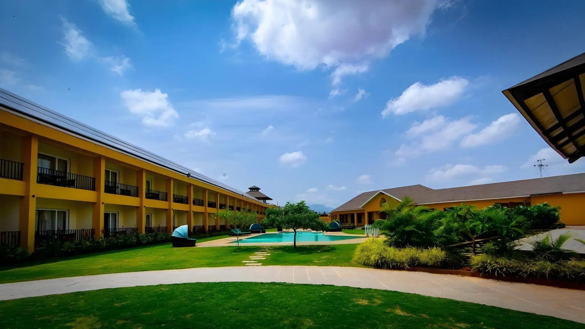 Tropical Retreat Luxury Resort and Spa