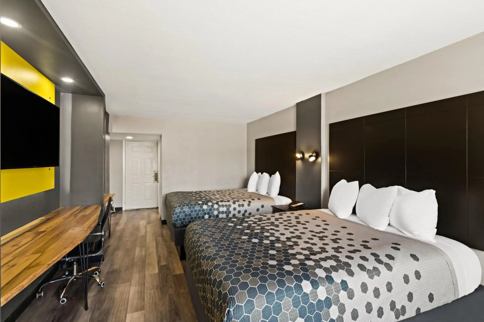 Rodeway Inn and Suites Austin