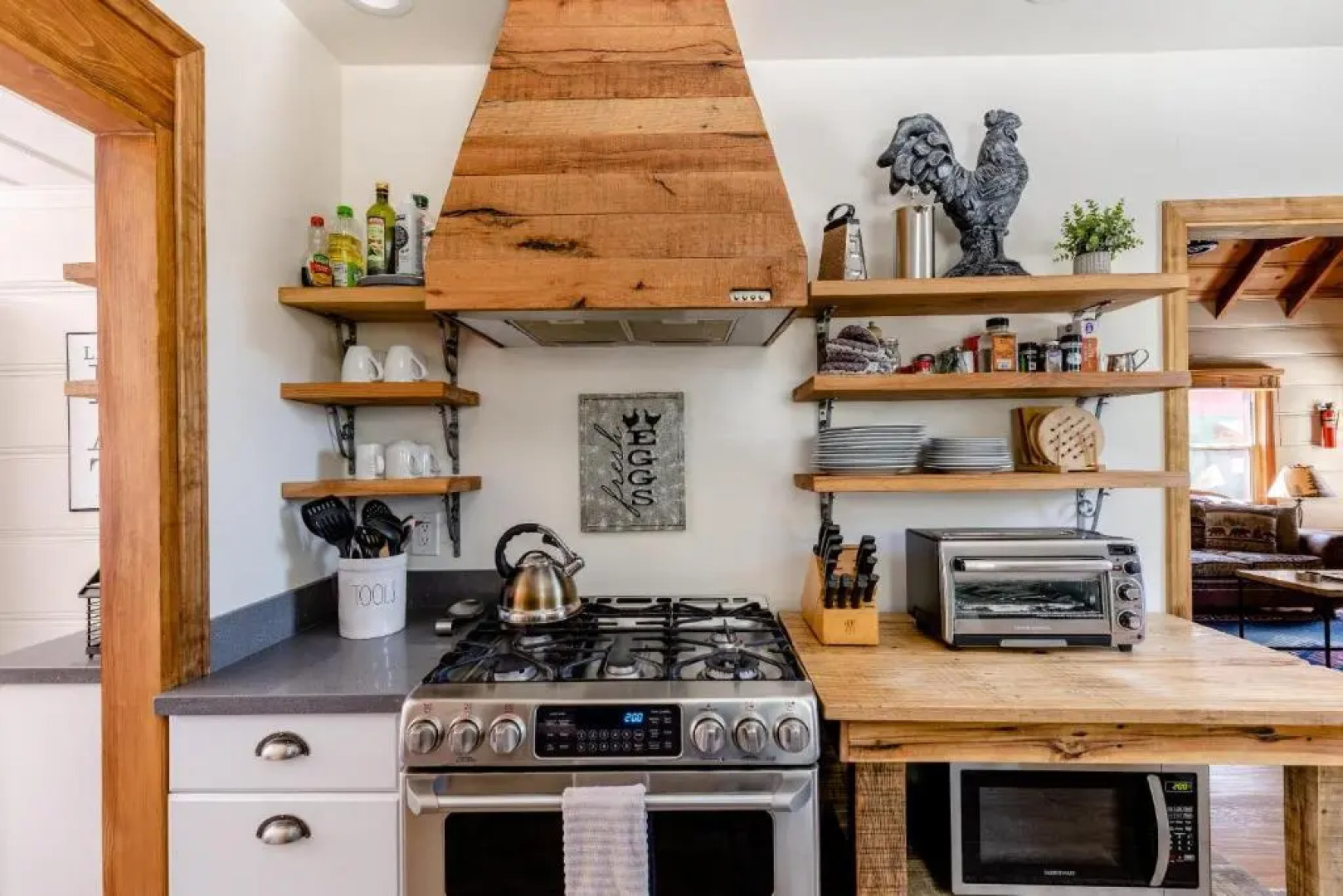 Lake Arrowhead Area Modern Cabin at Sugars Mountain Chalet