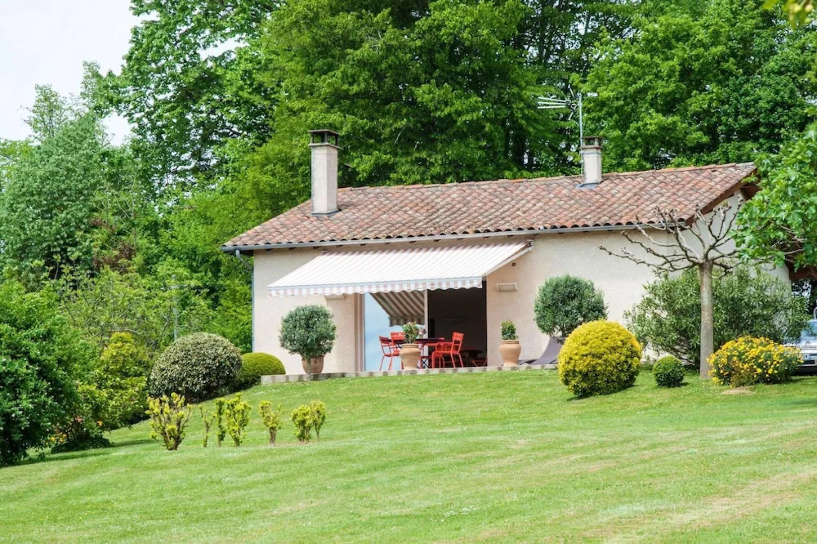 House With 2 Bedrooms in Monlaur-bernet, With Furnished Terrace