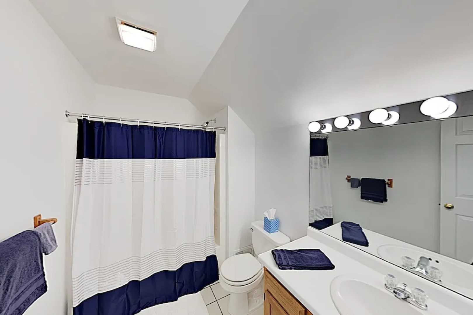 New Listing! Cape Haven - Steps To Fells Pond 3 Bedroom Home