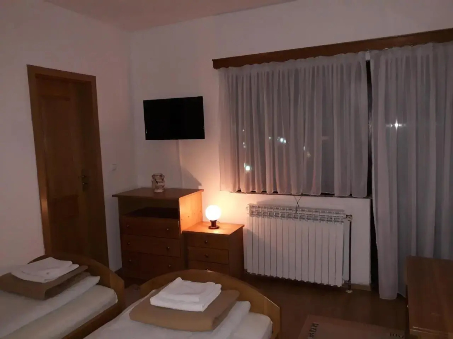 Gradska Kavana Guest House