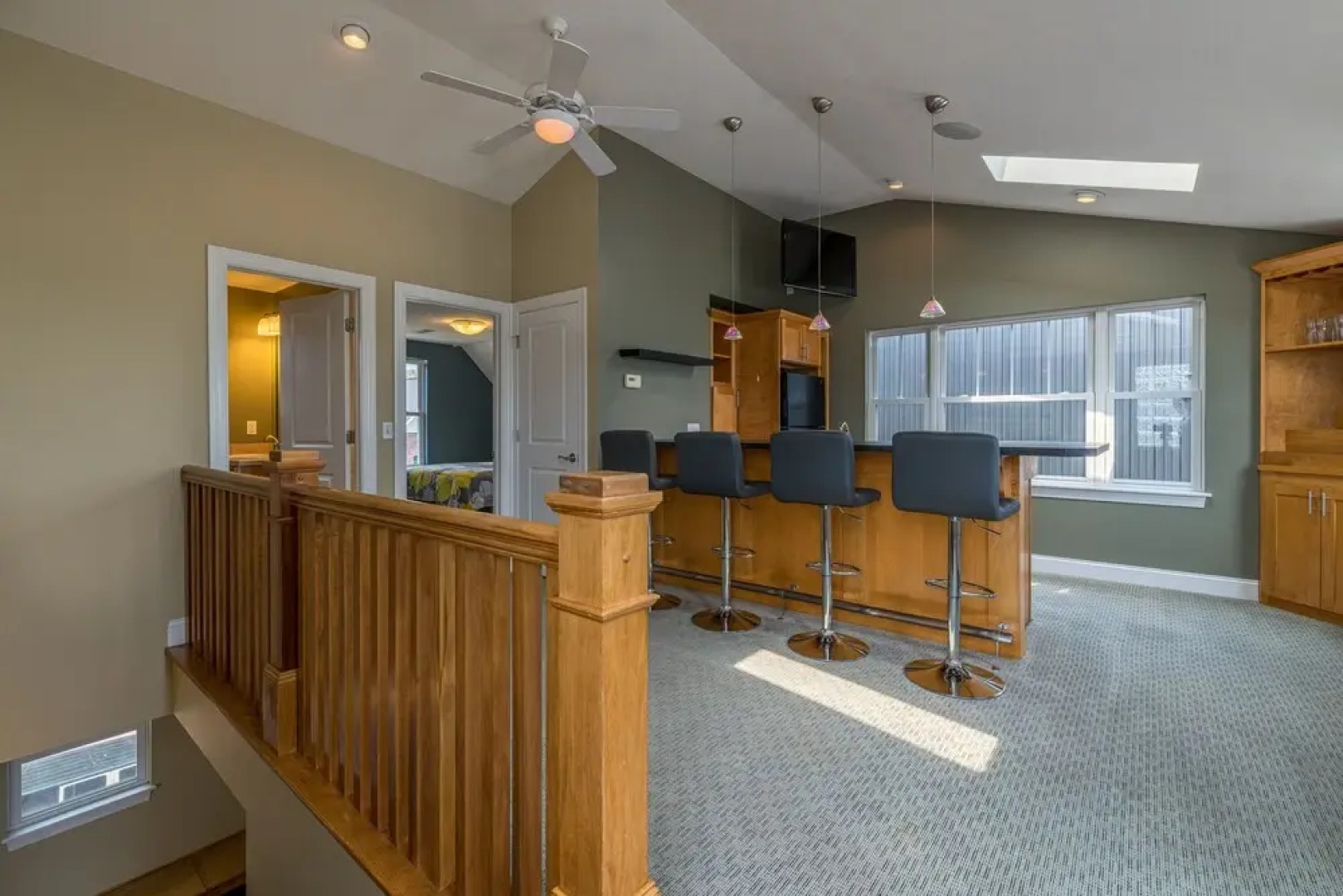 Central Cleveland Gem W/ Direct Skyline View! 2 Bedroom Home by Redawning