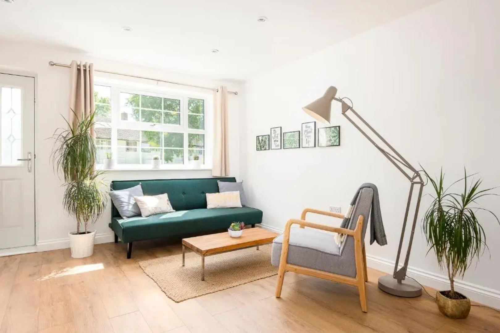 2 bed house close to Town Centre