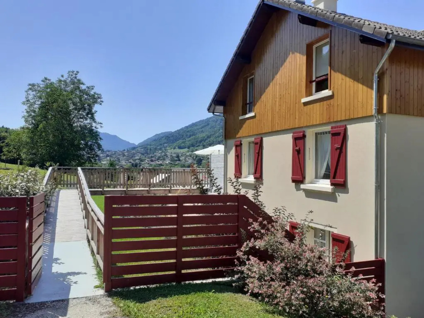 Gîte 3* de 10 pers avec vue sur montagnes