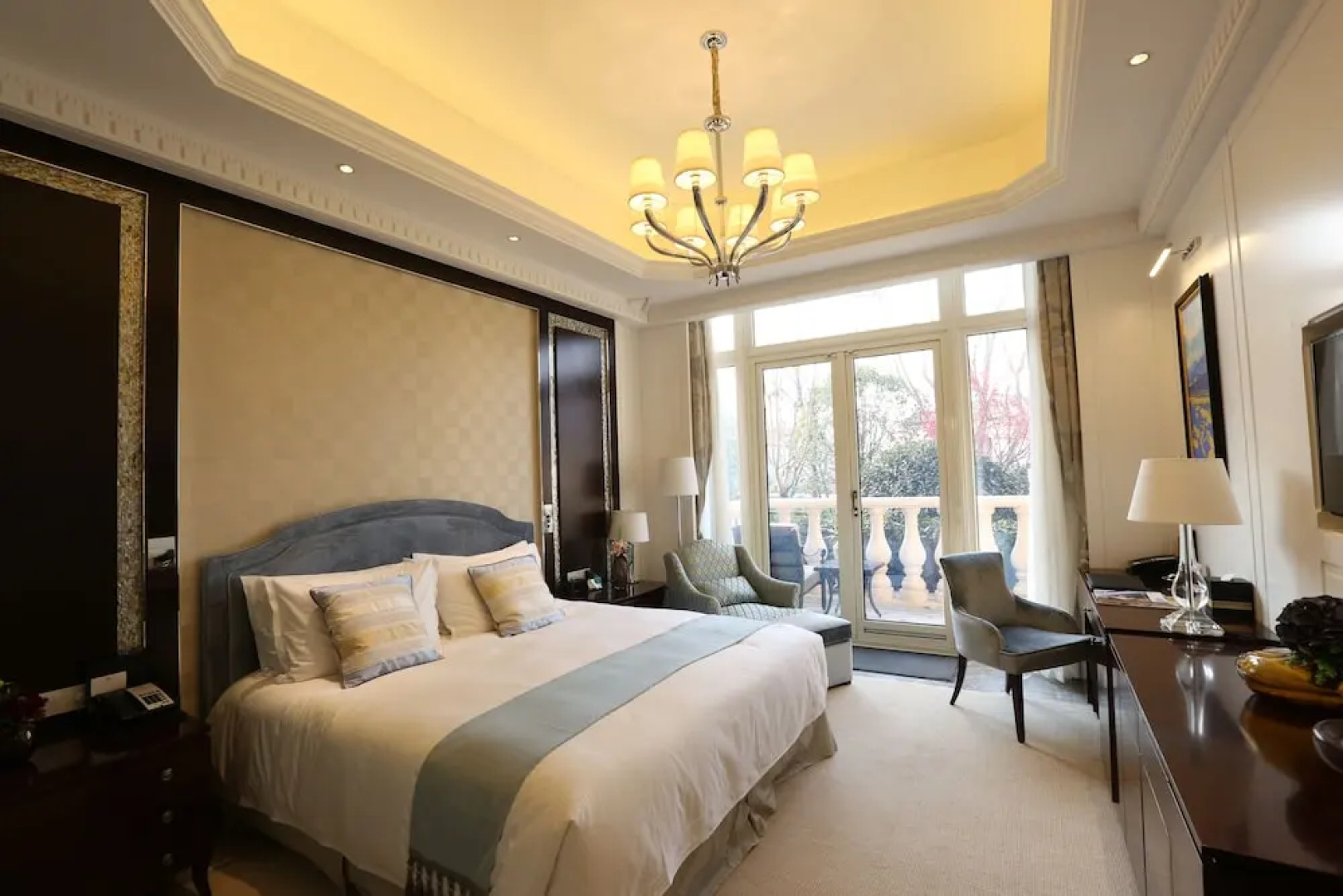 Wuxi Rsun The Lakefart Hotel