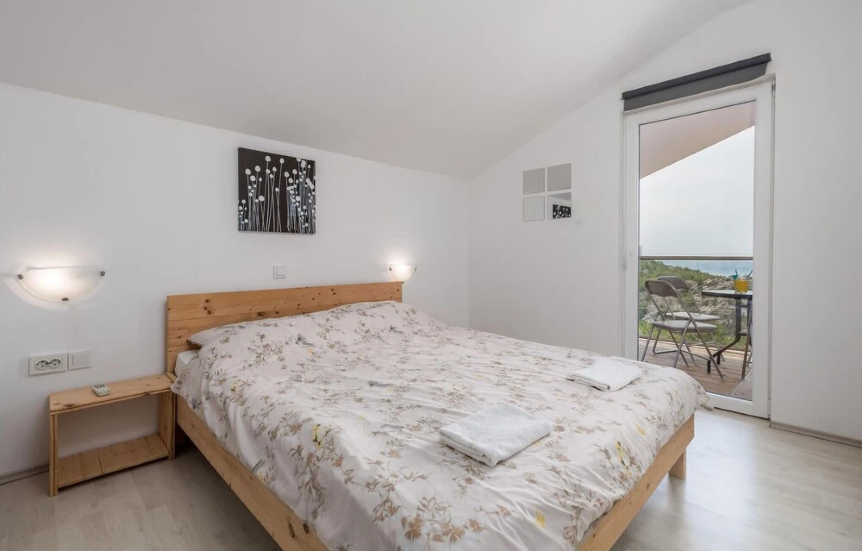 Nice Home in Lukovo with Hot Tub, WiFi & 4 Bedrooms