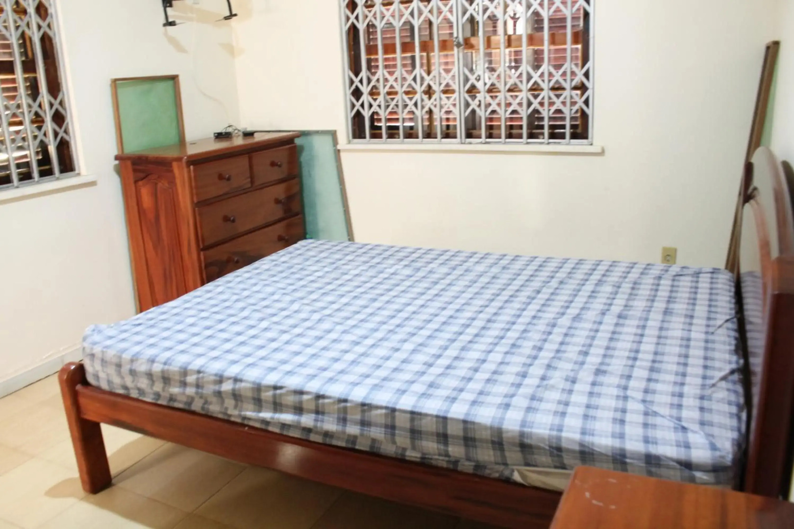 Casa muito espaçosa privativa com Piscina, Churrasqueira e área gourmet