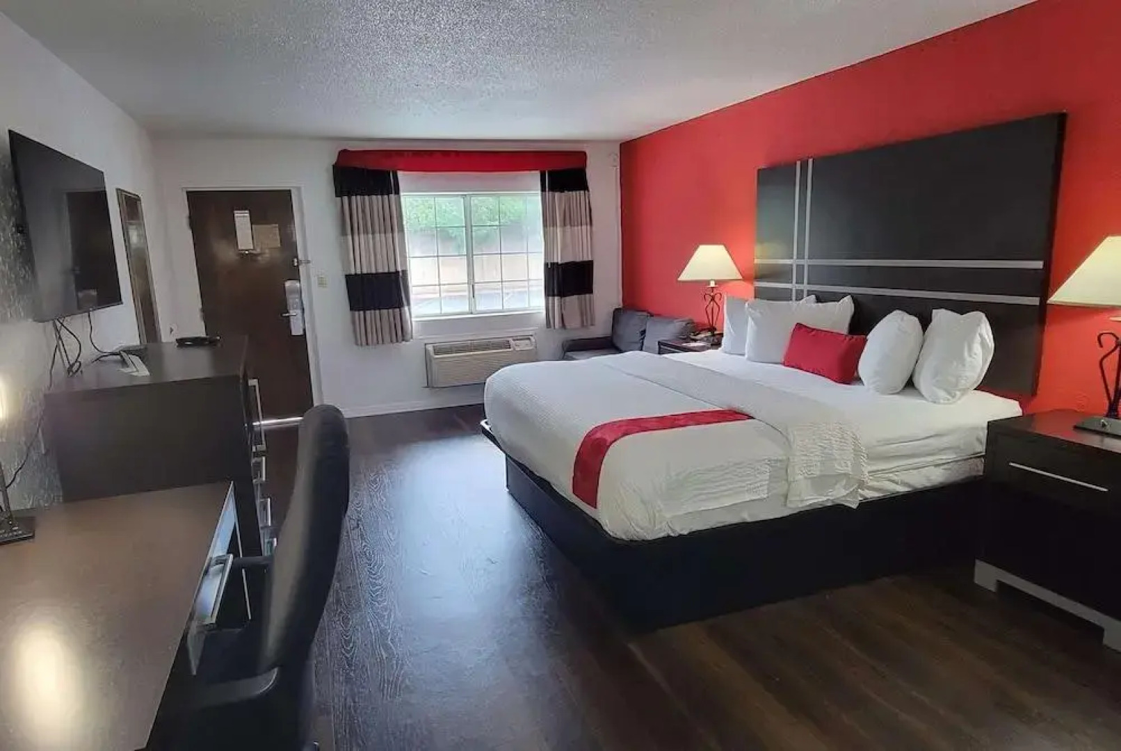 Ramada By Wyndham Mountain Home