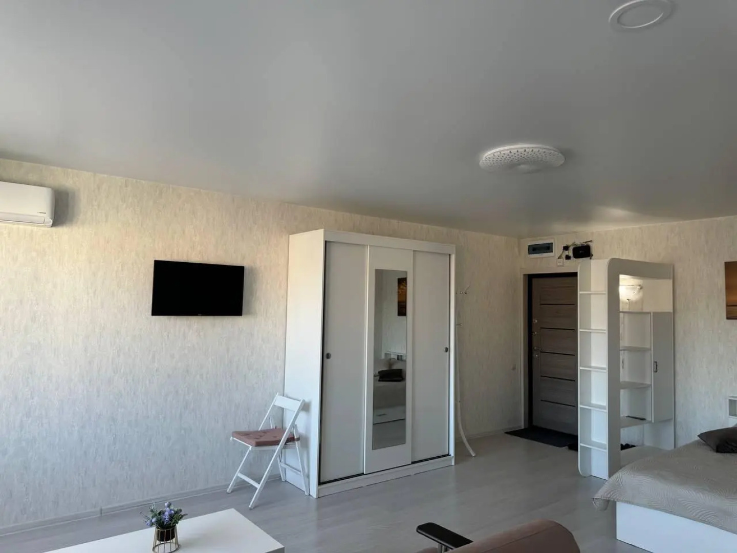 Viahome (Виахоум) на улице Русская 57Ц корпус 2