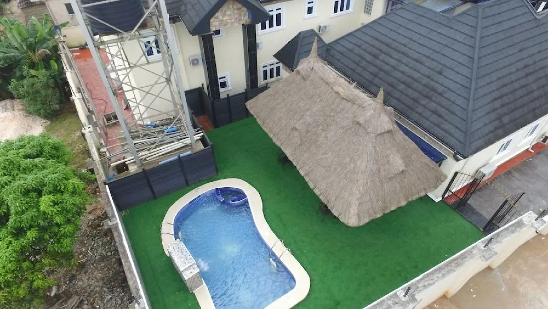 Victoria Inn Hotel & Suites