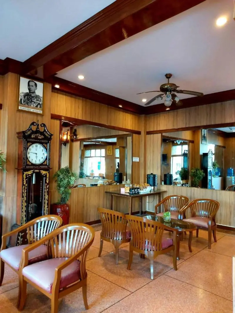 Suriwong Chumphon Hotel