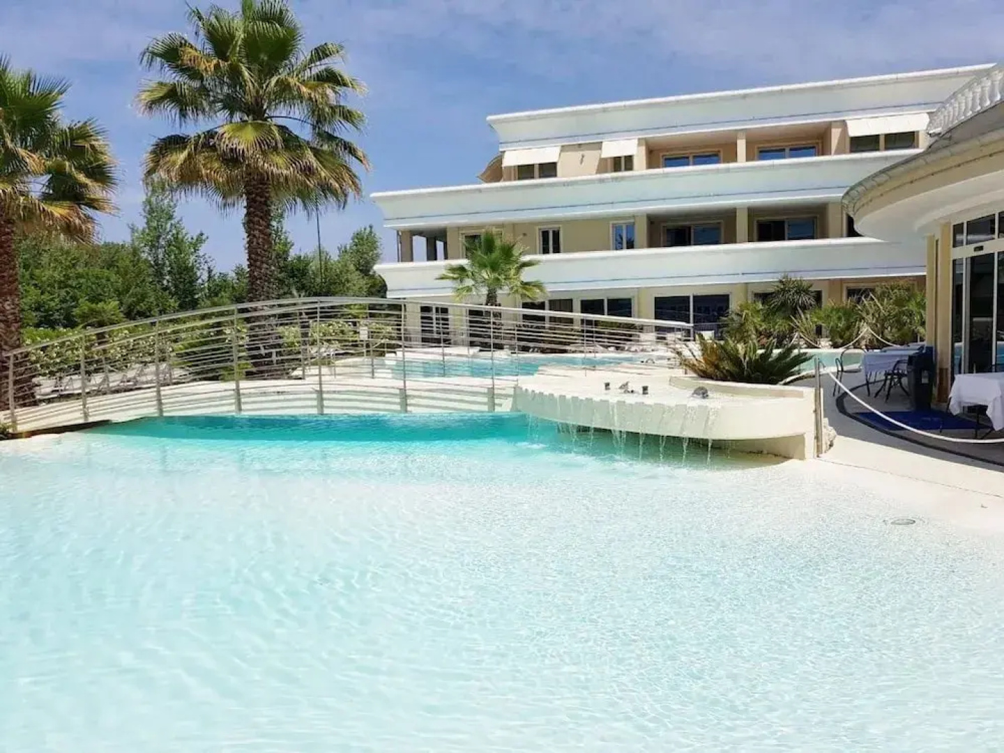 5 Relais du Lac Village - Italian Homing