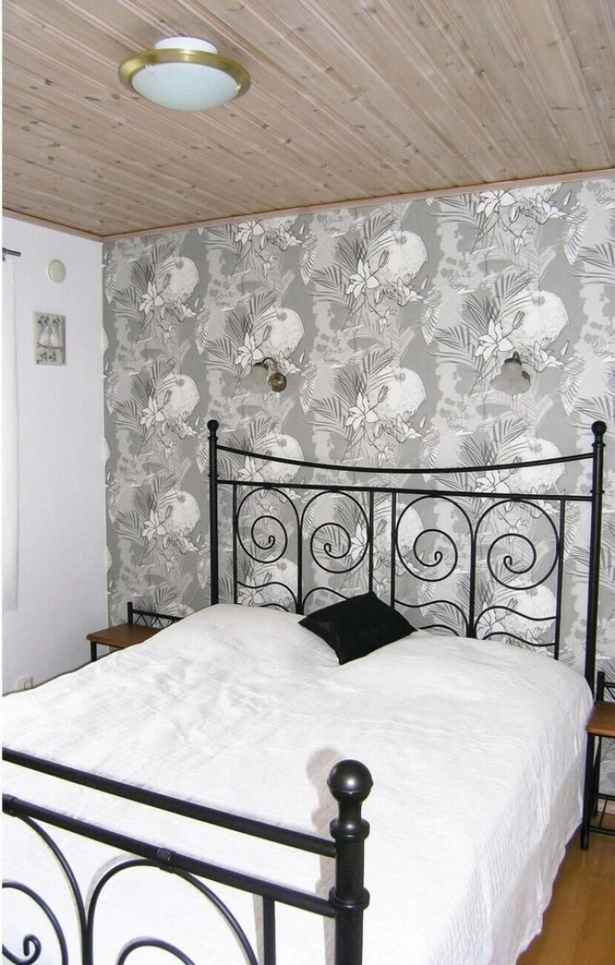 Beautiful Home in Vittaryd With 2 Bedrooms and Wifi