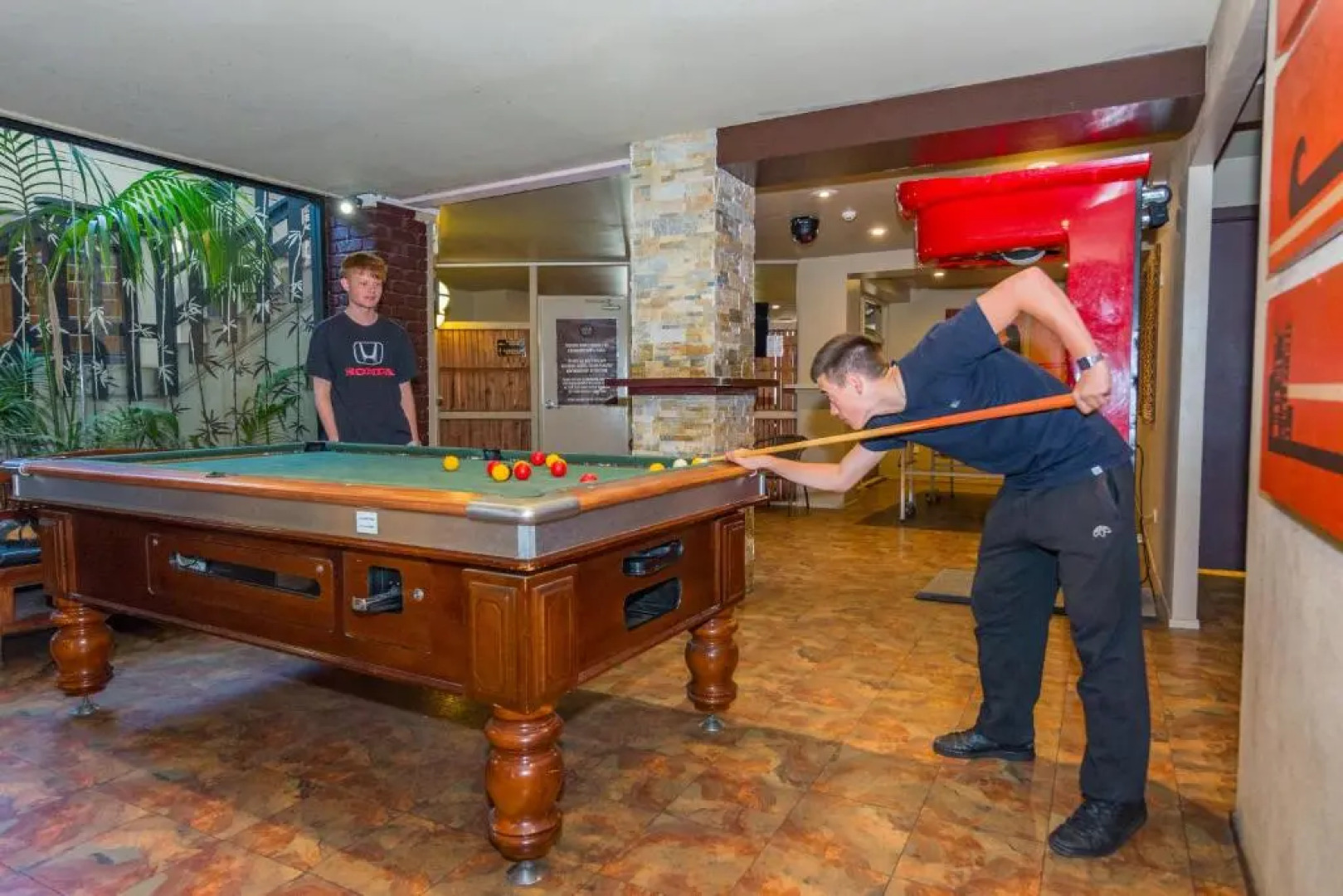 Aquarius Backpackers Resort