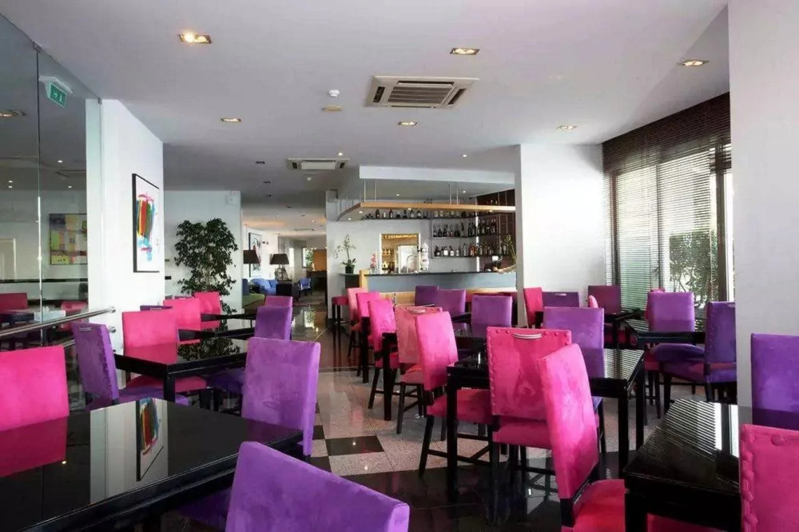 Madeira Regency Cliff