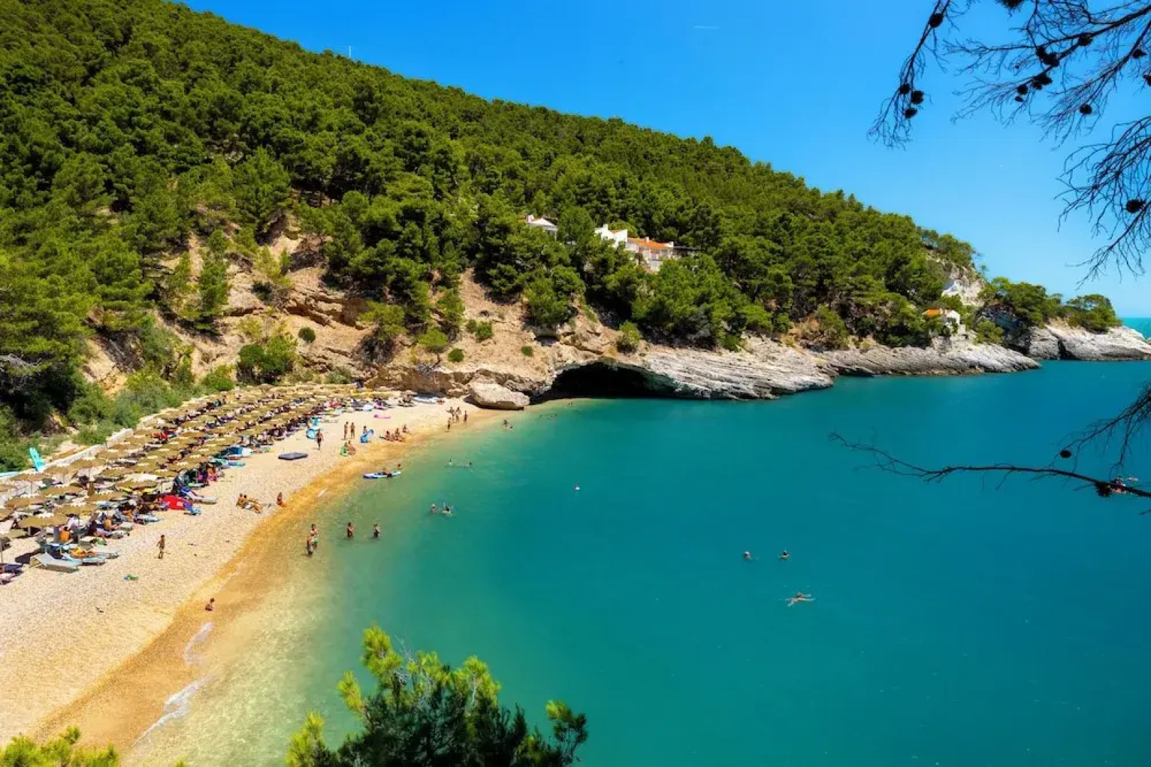 Hotiday Apartment Collection-Pugnochiuso