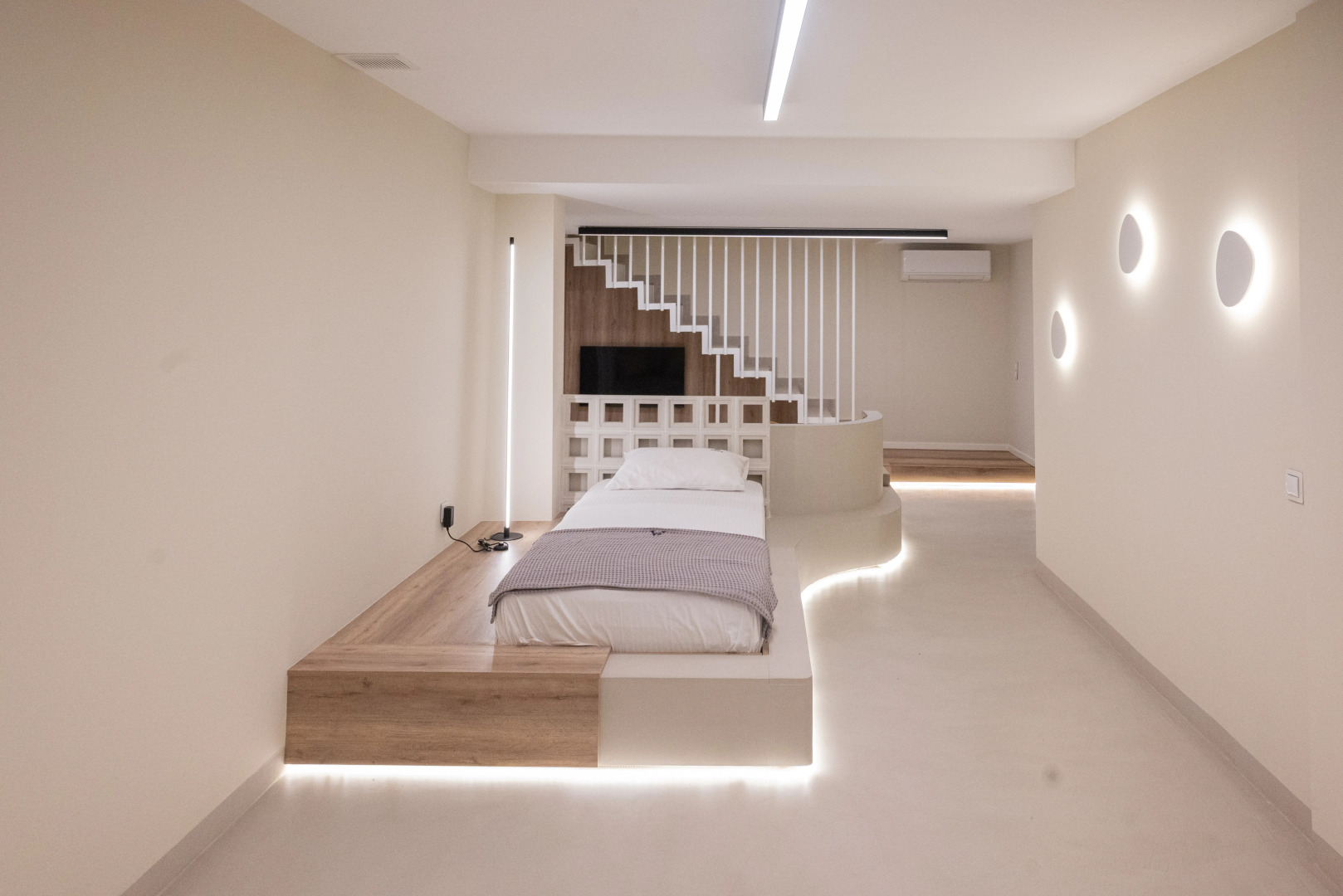 Studios Anny Elegant Studios