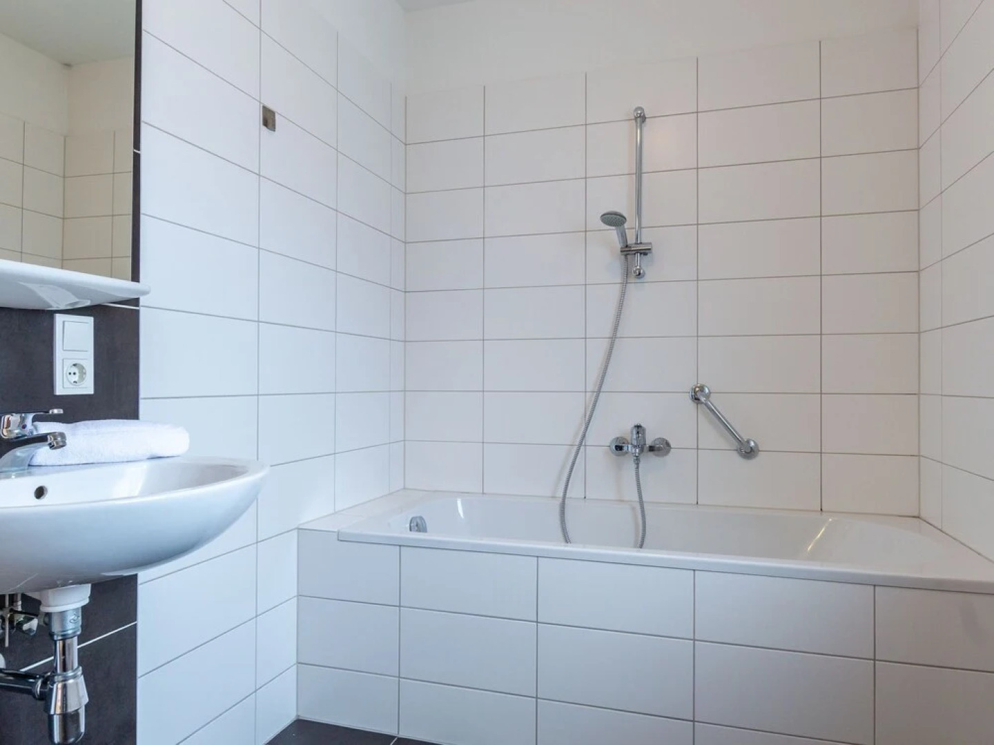 Luxury Chalet in Obertraun With Pool