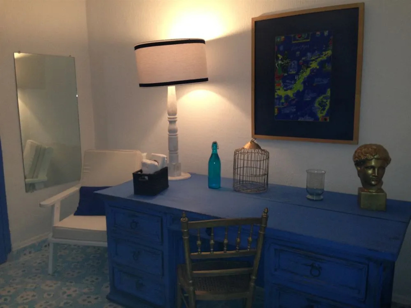 Pug Seal B&B Coyoacan