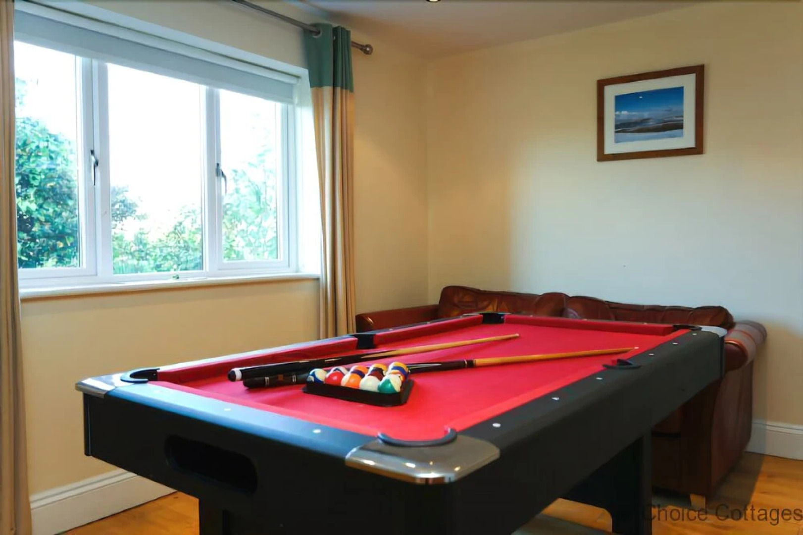 Croyde Waves 4 Bedrooms