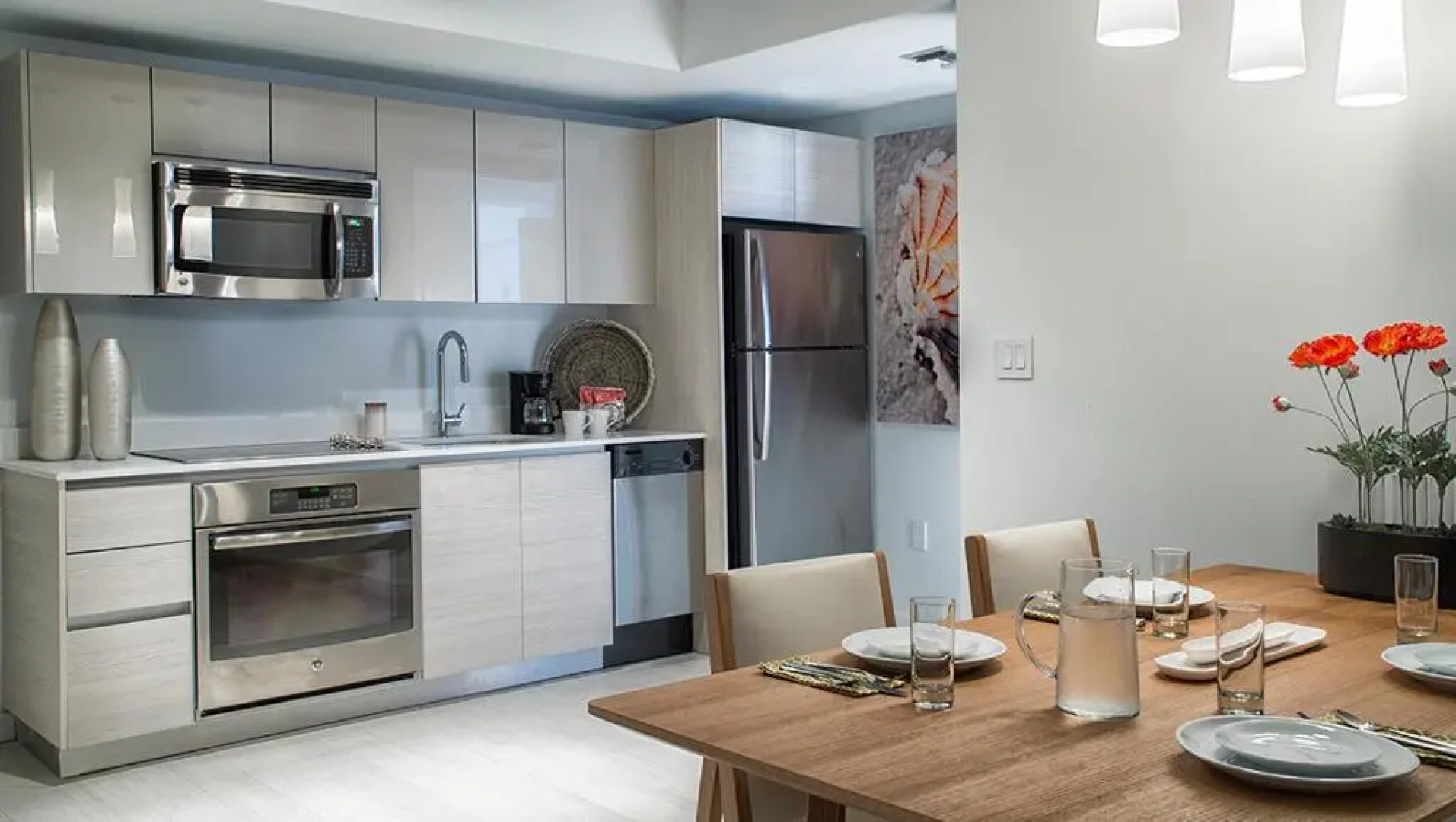 Beachwalk Resort By Miami Management